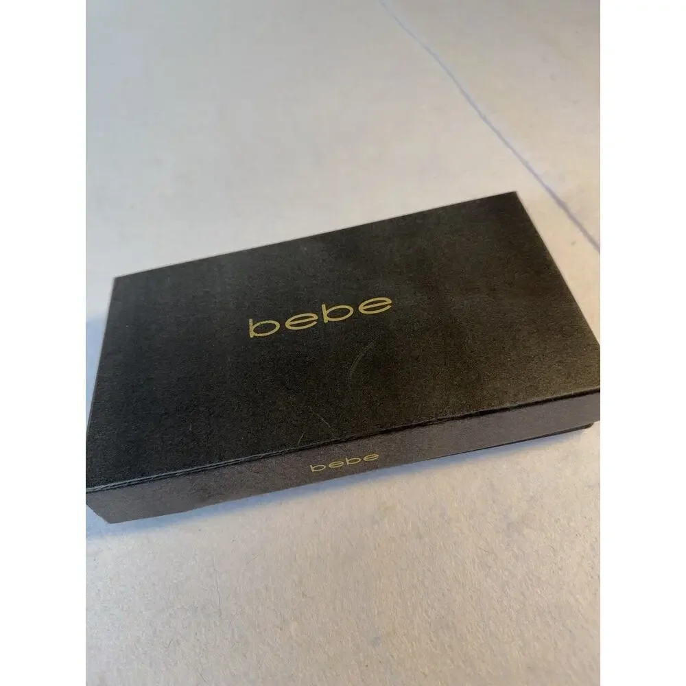 NEW Bebe Los Angeles Wallet Green Croc Embossed Zip Around Clutch w Box